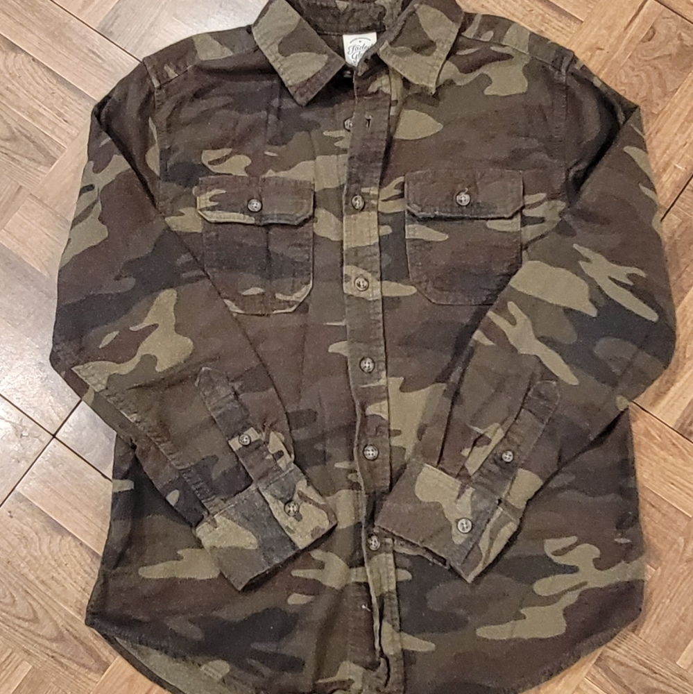 Button Up Flannel Shirt (szL)